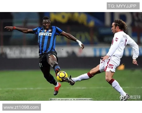 足球明星赛场上的搞笑瞬间集锦让你捧腹大笑的尴尬场面回顾 足球明星赛场上的搞笑瞬间集锦让你捧腹大笑的尴尬场面回顾